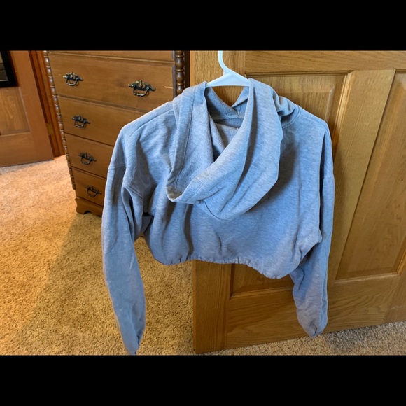 Grey sweater, NEW - Picture 2 of 2